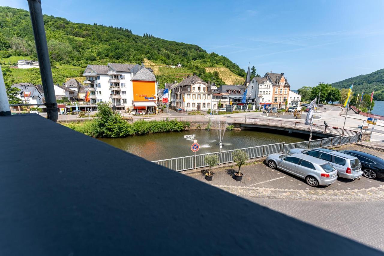Moselresidenz Bellevue Alf Apartment Alfbach Buitenkant foto