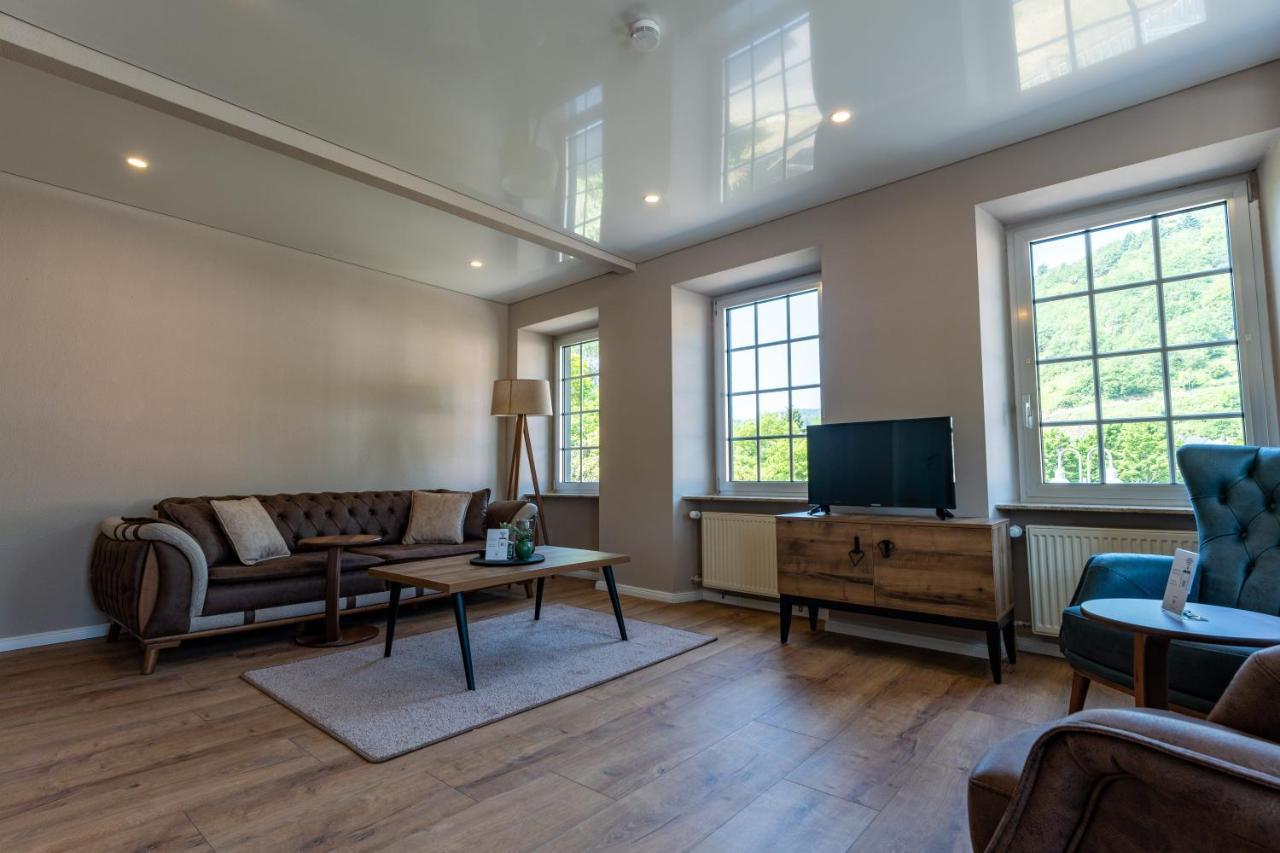 Moselresidenz Bellevue Alf Apartment Alfbach Buitenkant foto