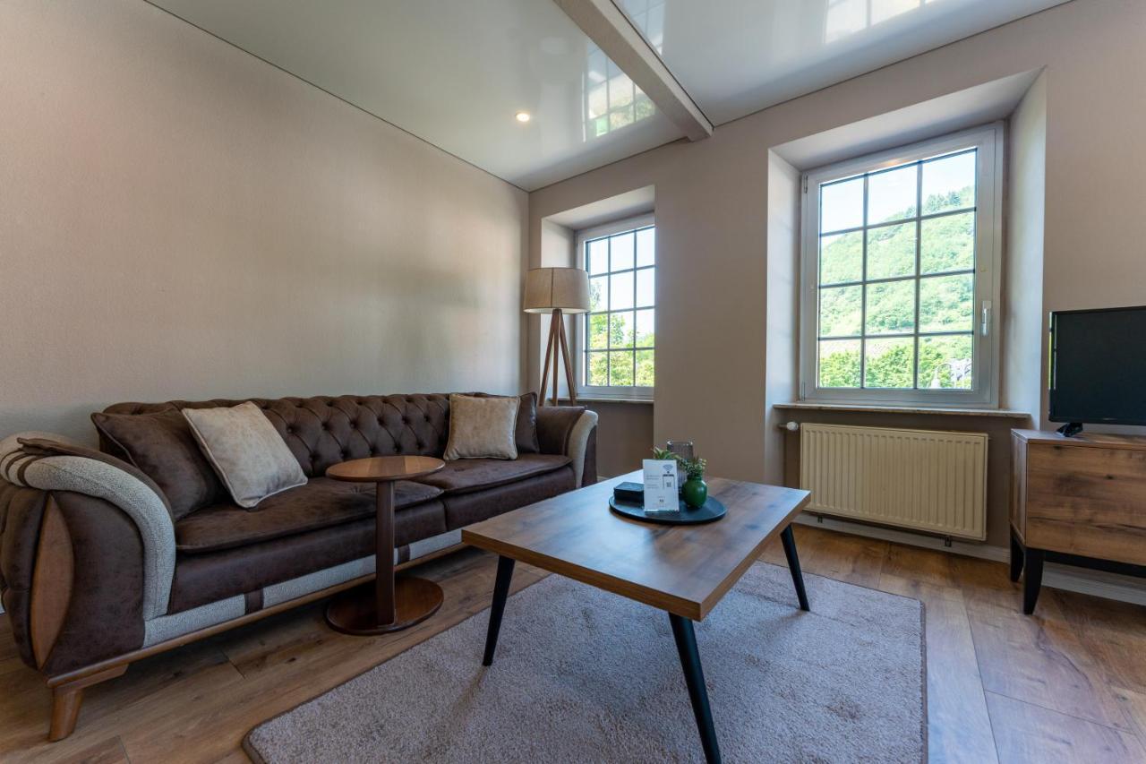 Moselresidenz Bellevue Alf Apartment Alfbach Buitenkant foto